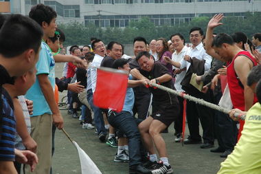 激情飞扬庆国庆，凝心聚力拔河赛——学校工会国庆拔河比赛活动方案